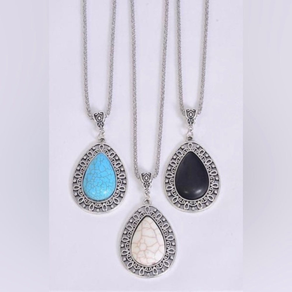 Antique vintage style teardrop semi precious stone necklace